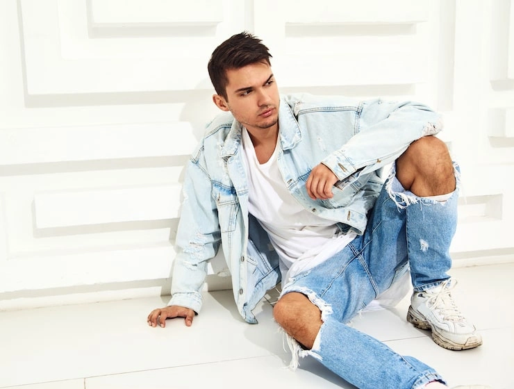 What Are Loose Fit Jeans